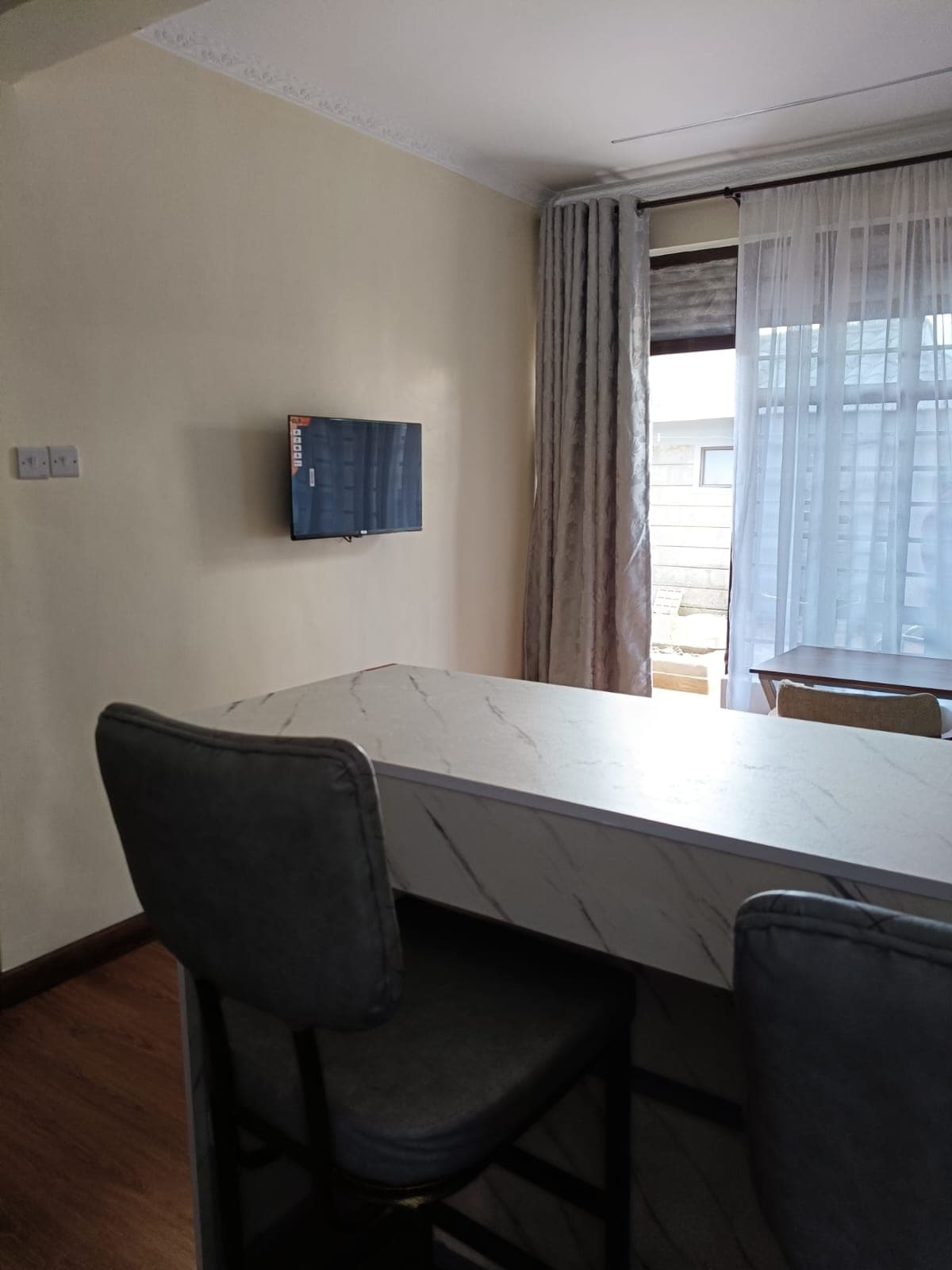 Deluxe room 2